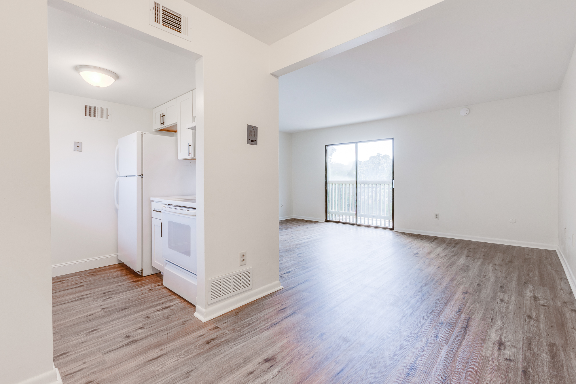 160 Glenn Street - 306